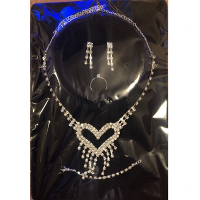 картинка Ожерелье, набор с кристаллами / стразами от магазина Смехторг